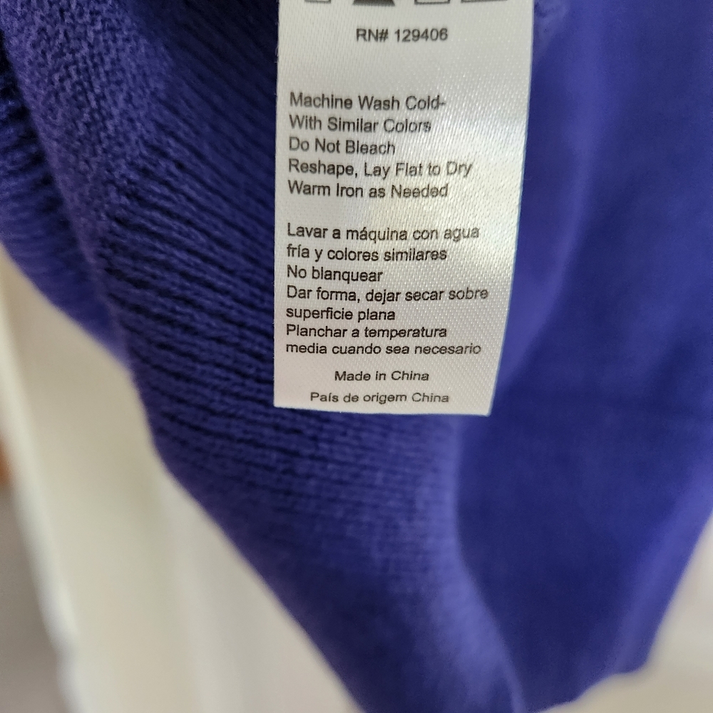 VENUS Royal Purple Turtleneck Sweater Soft Knit Long Sleeve Size Med. - Picture 5 of 8